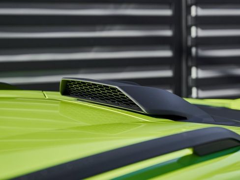 Used 2024 Lamborghini Huracan Sterrato image 12