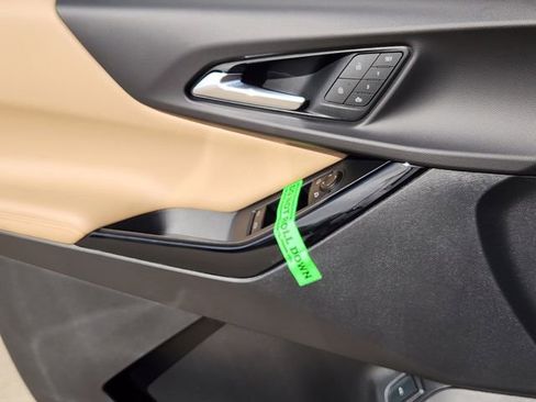 New 2026 Chevrolet Equinox ACTIV w/ Convenience Package III image 24