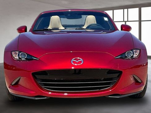 Used 2019 MAZDA MX-5 Miata RF Grand Touring RWD image 3
