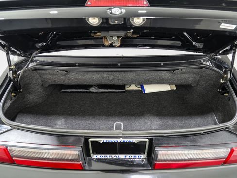 Used 1989 Ford Mustang LX RWD image 22