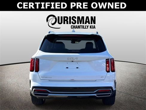 Certified 2023 Kia Sorento SX image 3