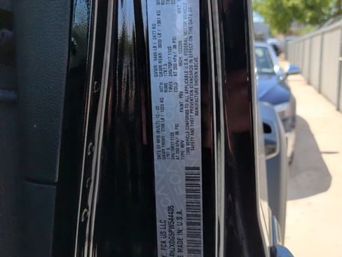 Used 2023 Jeep Wrangler Unlimited Sport AWD/4WD image 30