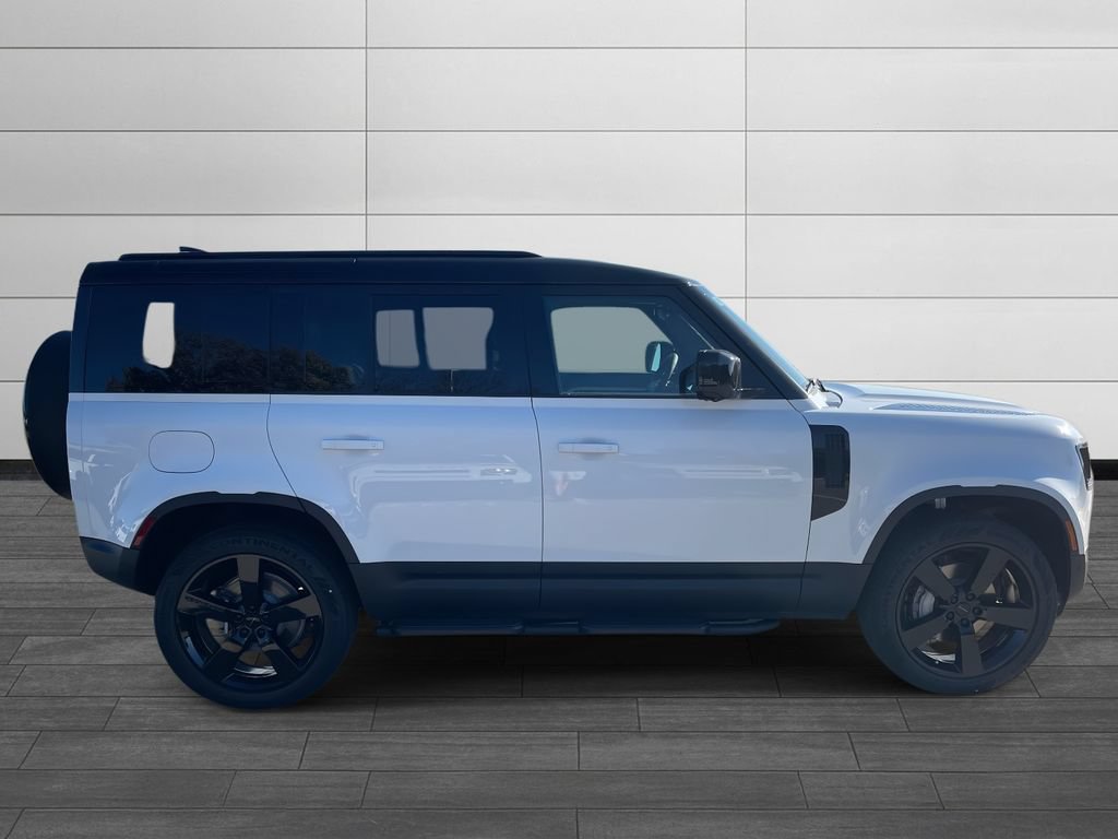 New 2026 Land Rover Defender 110 S AWD/4WD image 5