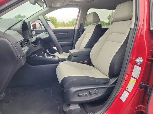 Used 2024 Honda CR-V EX image 17