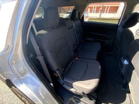 Used 2025 Nissan Pathfinder SV image 20