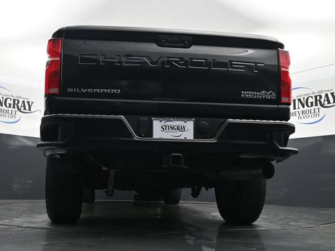 Used 2024 Chevrolet Silverado 2500 High Country w/ High Country Premium Package AWD/4WD image 30