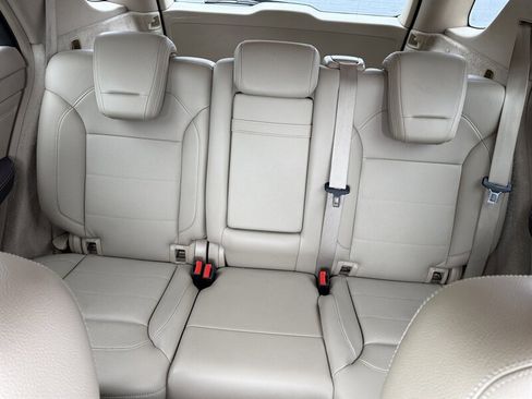 Used 2013 Mercedes-Benz ML 350 2WD image 25