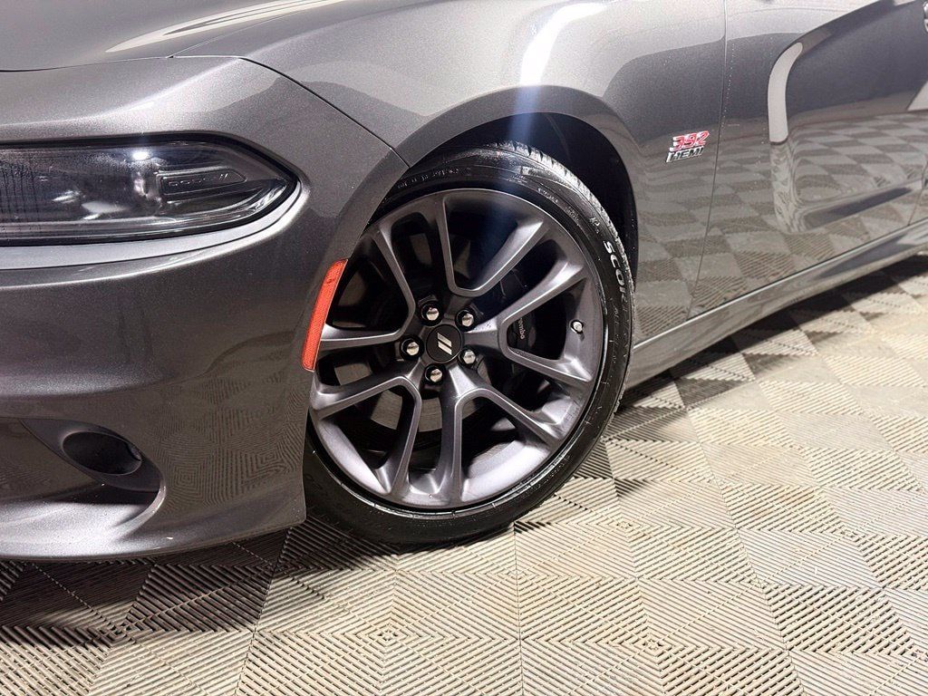 Used 2023 Dodge Charger Scat Pack w/ Plus Group RWD image 2