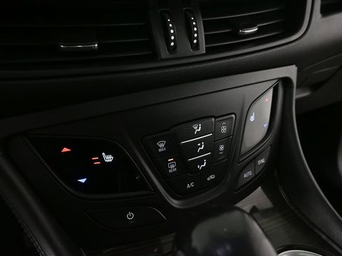 Used 2019 Buick Envision Essence image 14