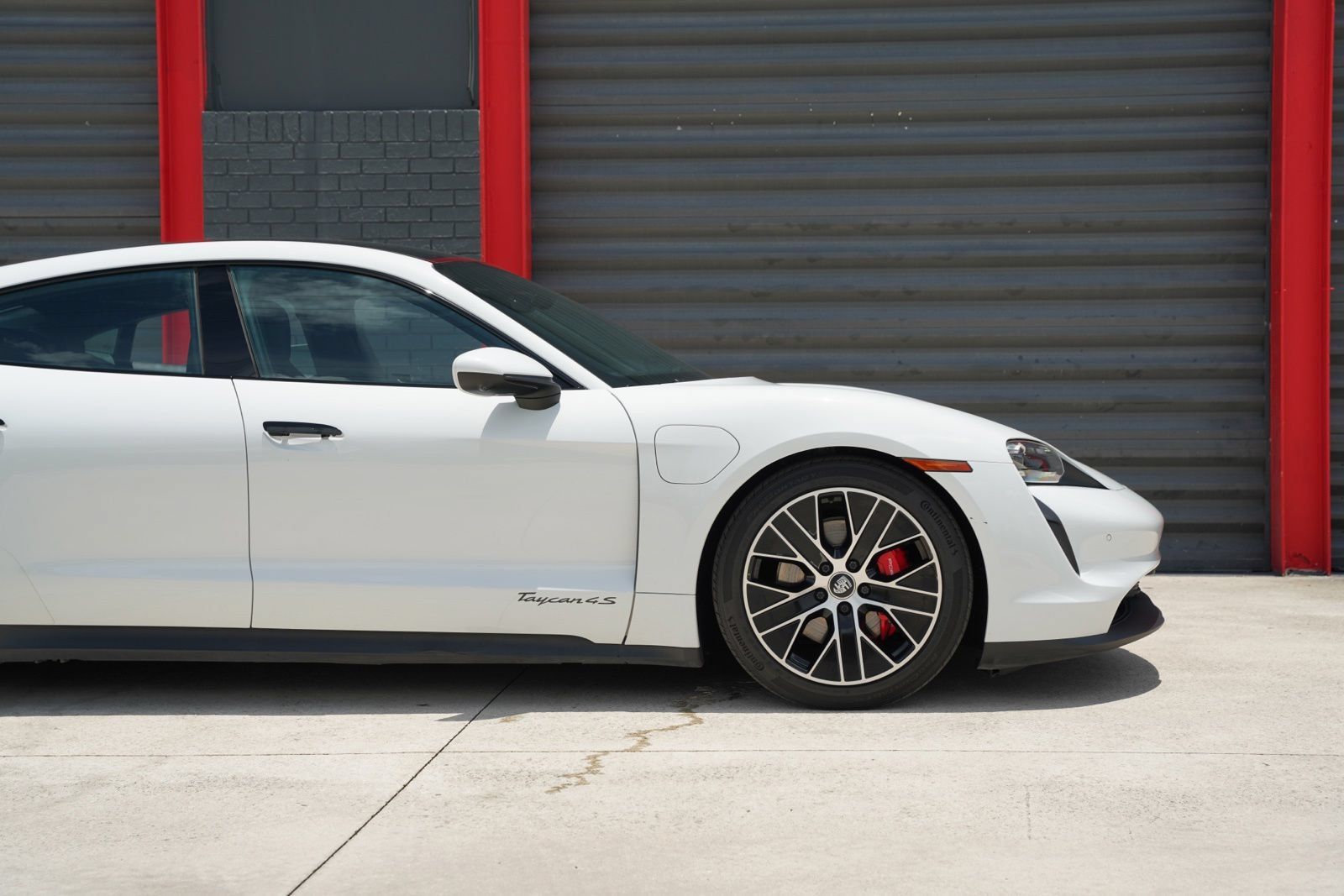 Used 2022 Porsche Taycan 4S AWD/4WD image 4