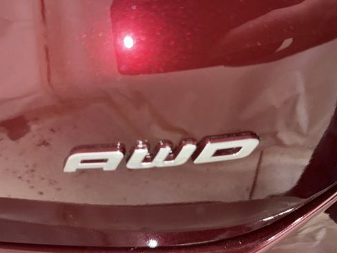 Used 2024 Ford Edge SEL image 32