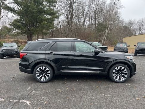 New 2026 Ford Explorer Platinum w/ LUX Leather Package image 4