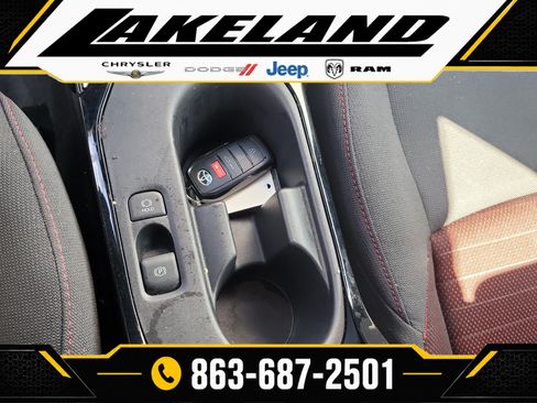 Used 2025 Toyota Corolla SE FWD image 25