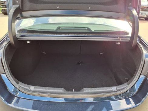 Used 2019 MAZDA MAZDA3 Sedan FWD image 22