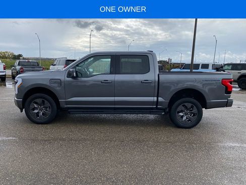 Used 2023 Ford F150 Lightning Lariat AWD/4WD image 3