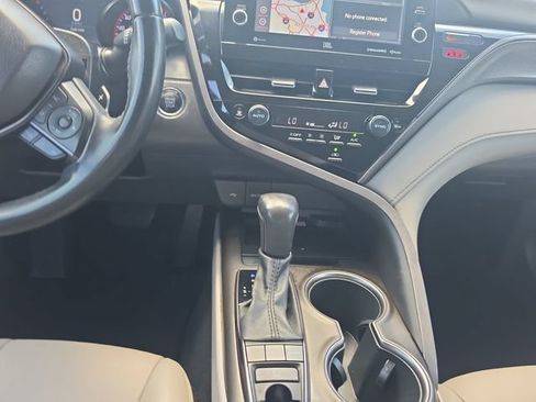 Used 2022 Toyota Camry XSE w/ Navigation Package FWD image 13
