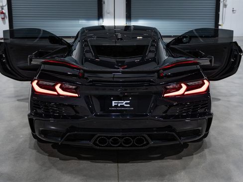 Used 2023 Chevrolet Corvette Z06 image 35