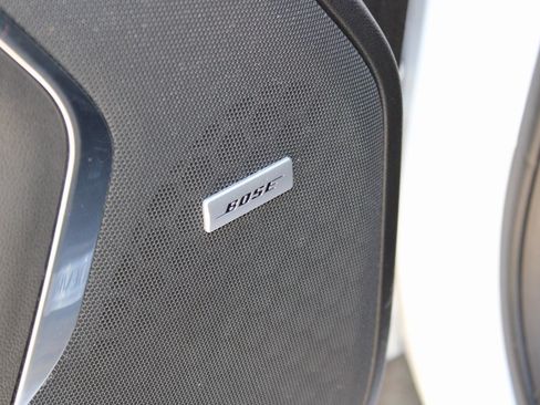 Used 2021 Chevrolet Tahoe Premier w/ Premium Package image 26