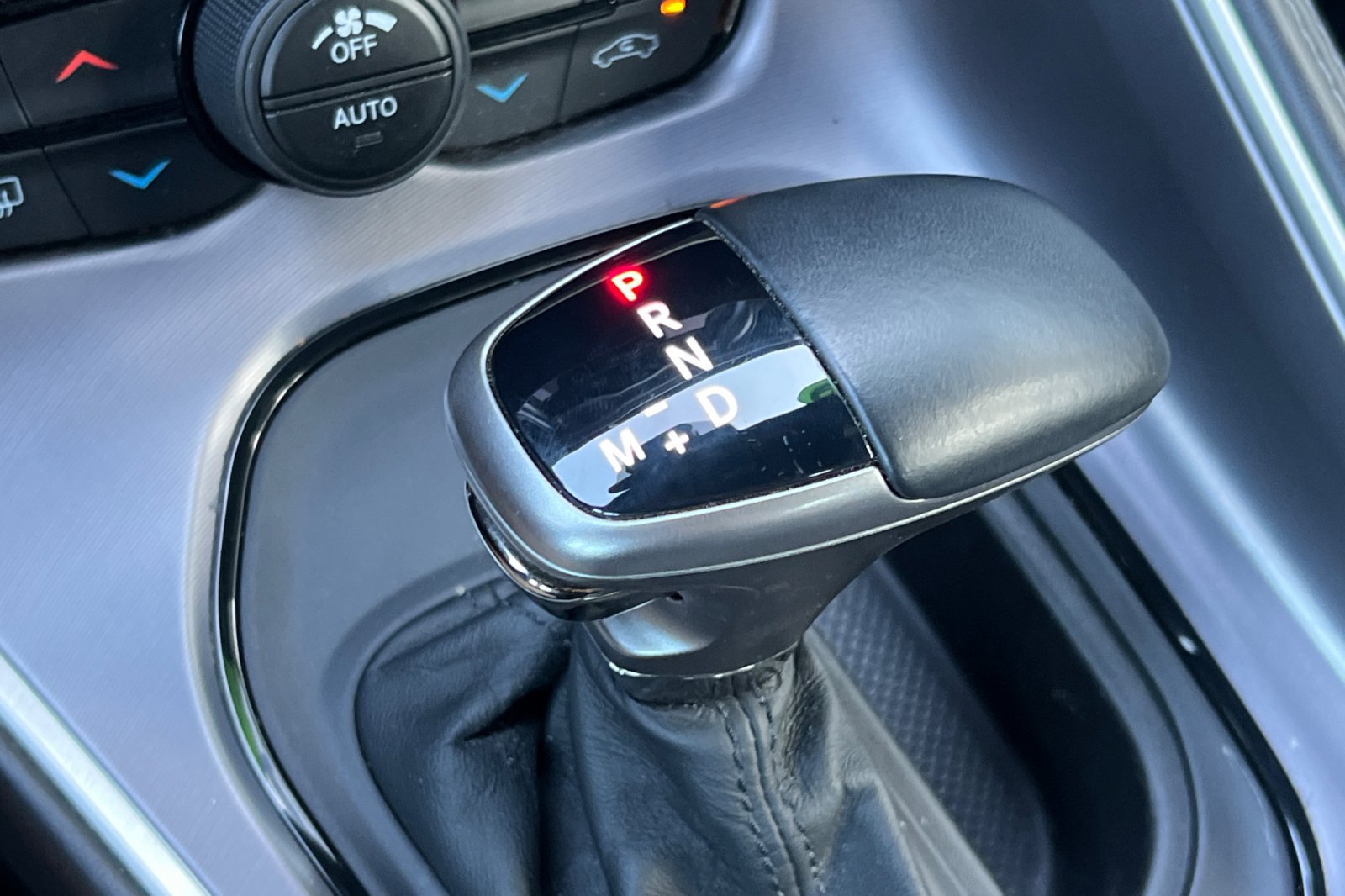 Used 2019 Dodge Challenger SXT RWD image 20