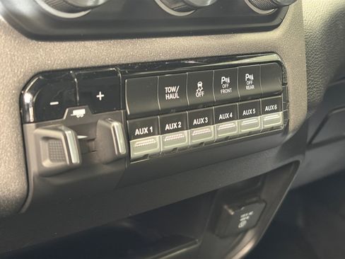 Used 2023 RAM 2500 Tradesman w/ Towing Technology Group AWD/4WD image 19