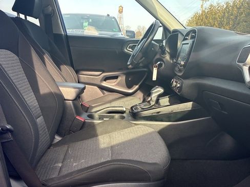 Used 2021 Kia Soul GT-Line image 7