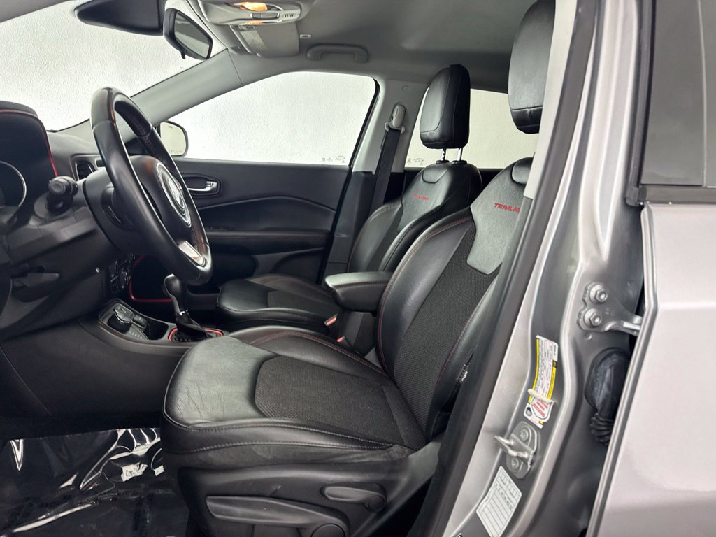 Used 2019 Jeep Compass Trailhawk AWD/4WD image 23