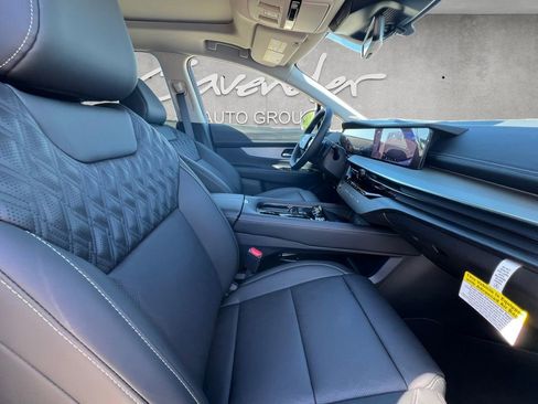 New 2026 Nissan Murano Platinum image 24