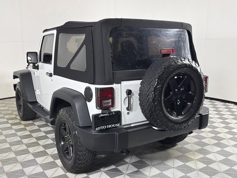 Used 2017 Jeep Wrangler Sport AWD/4WD image 7