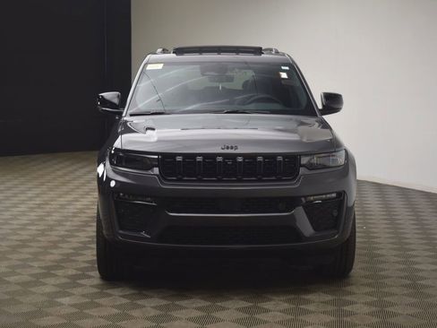 New 2026 Jeep Grand Cherokee Limited image 2