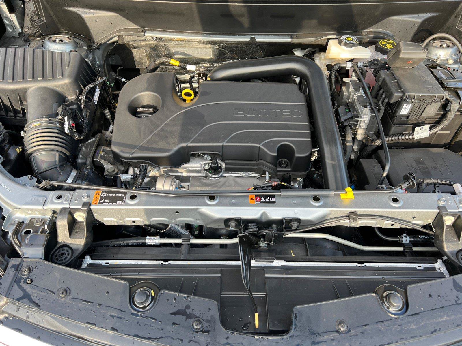 Used 2024 Chevrolet Equinox LT FWD image 23