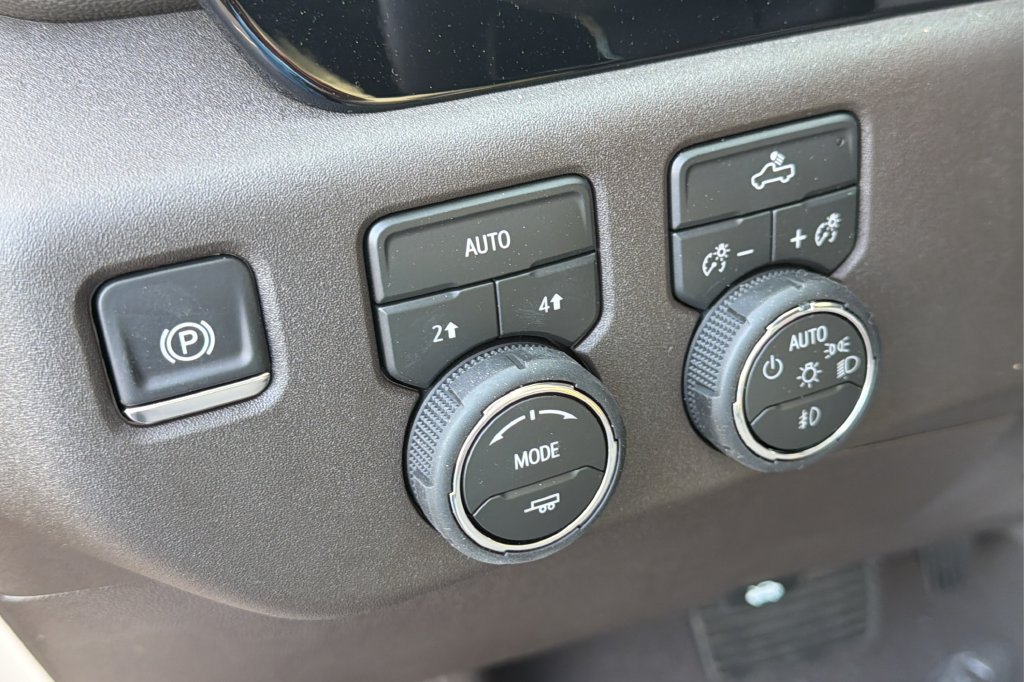 New 2026 Chevrolet Silverado 1500 RST w/ RST Select Package AWD/4WD image 32
