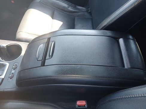 Used 2015 Toyota Highlander Limited image 49