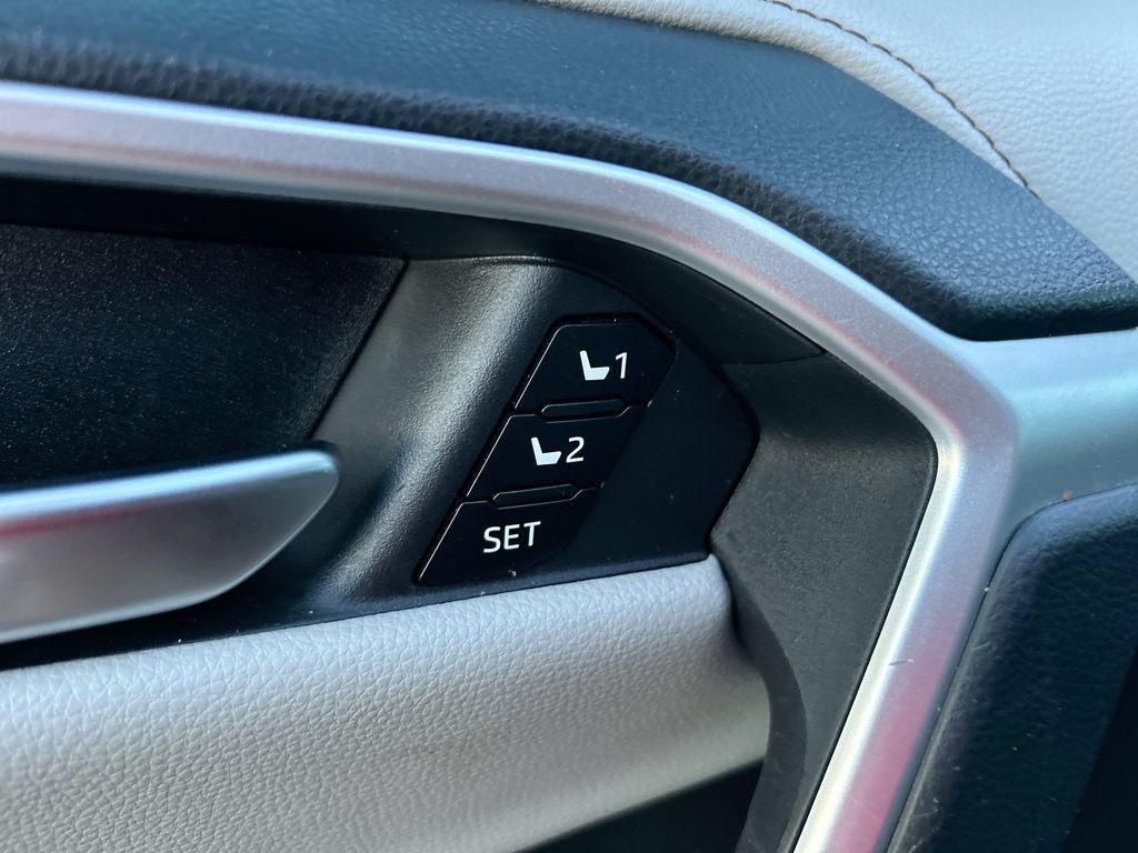 Used 2024 Toyota RAV4 Limited w/ Advanced Technology Package FWD image 13