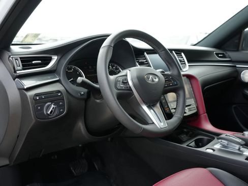 Certified 2025 INFINITI QX50 Sport AWD/4WD image 16