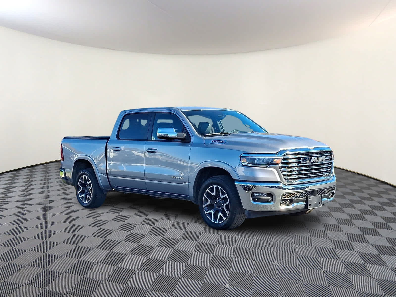 Used 2026 RAM 1500 Laramie w/ Bed Utility Group AWD/4WD image 4