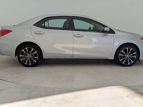 Used 2019 Toyota Corolla SE image 8