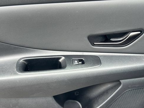 Certified 2026 Hyundai Elantra Sport FWD image 23