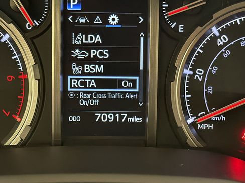 Used 2022 Toyota 4Runner Limited AWD/4WD image 19