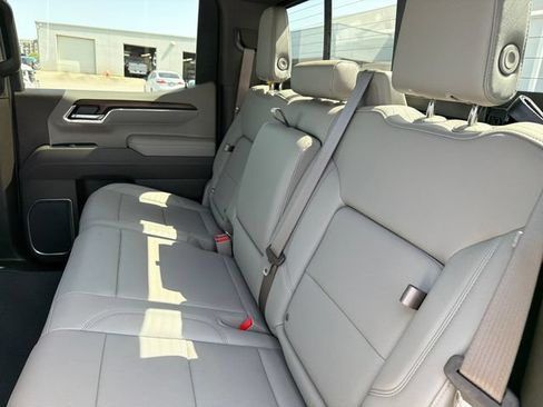 Used 2025 GMC Sierra 1500 SLT w/ SLT Premium Plus Package AWD/4WD image 22