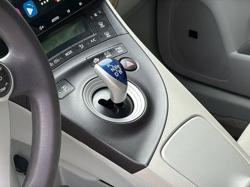 Used 2010 Toyota Prius Five image 23