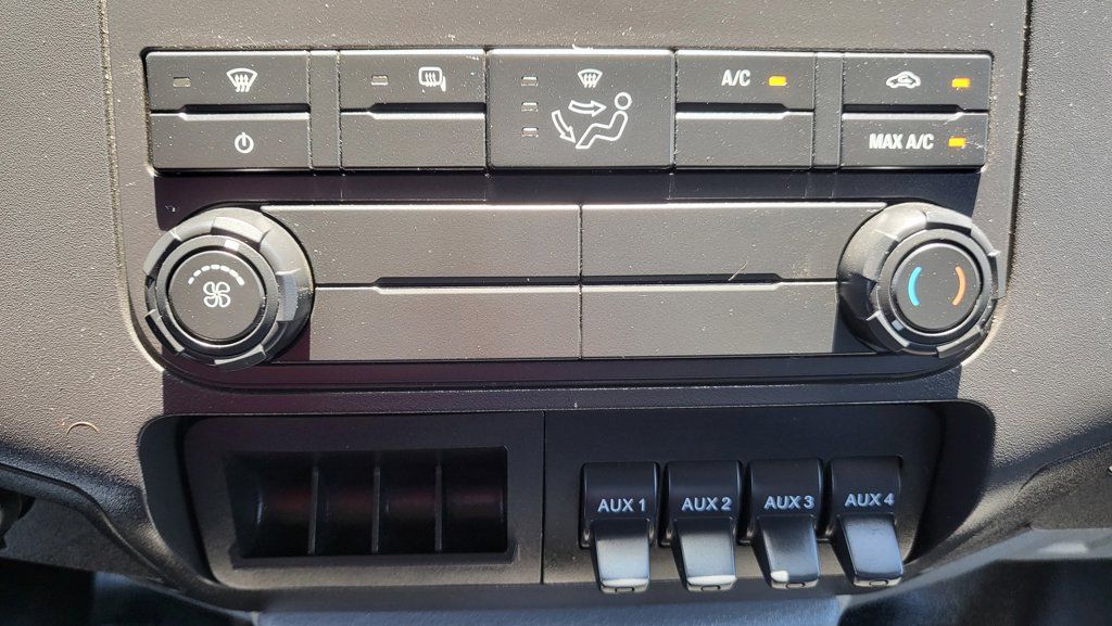 Used 2011 Ford F450 XL w/ PWR Equipment Group RWD image 29