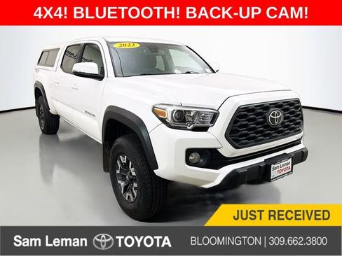 Used 2022 Toyota Tacoma TRD Off-Road image 1