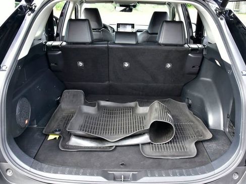 Used 2021 Toyota RAV4 Limited AWD/4WD image 31