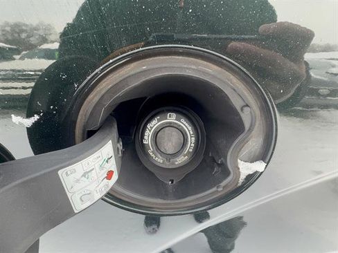 Used 2016 Ford F150 XLT w/ Equipment Group 302A Luxury image 31