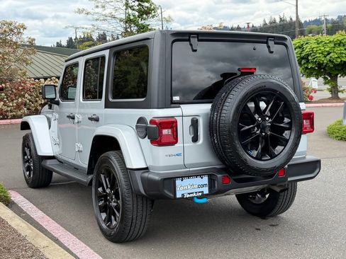 Certified 2023 Jeep Wrangler Unlimited Sahara AWD/4WD image 5