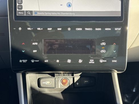 Used 2024 Hyundai Tucson Limited AWD/4WD image 6