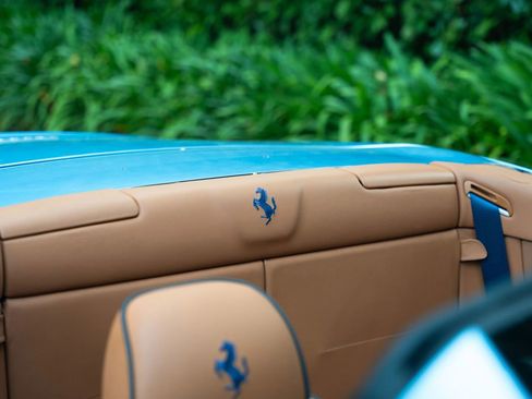 Used 2010 Ferrari California image 53