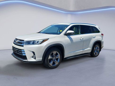 Used 2018 Toyota Highlander Limited Platinum AWD/4WD image 7