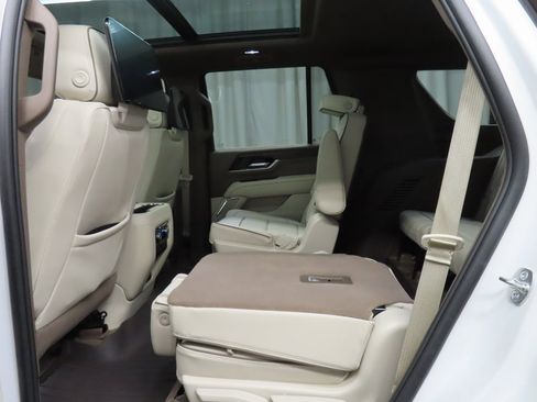 Used 2025 GMC Yukon Denali w/ Denali Reserve Package image 56