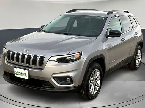 Used 2022 Jeep Cherokee Latitude Lux image 3